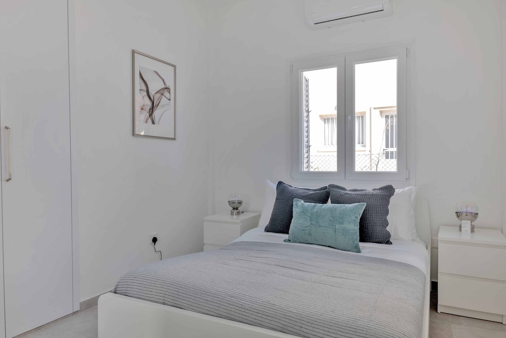 Phaedrus Living: Luxury Residence Faneromeni