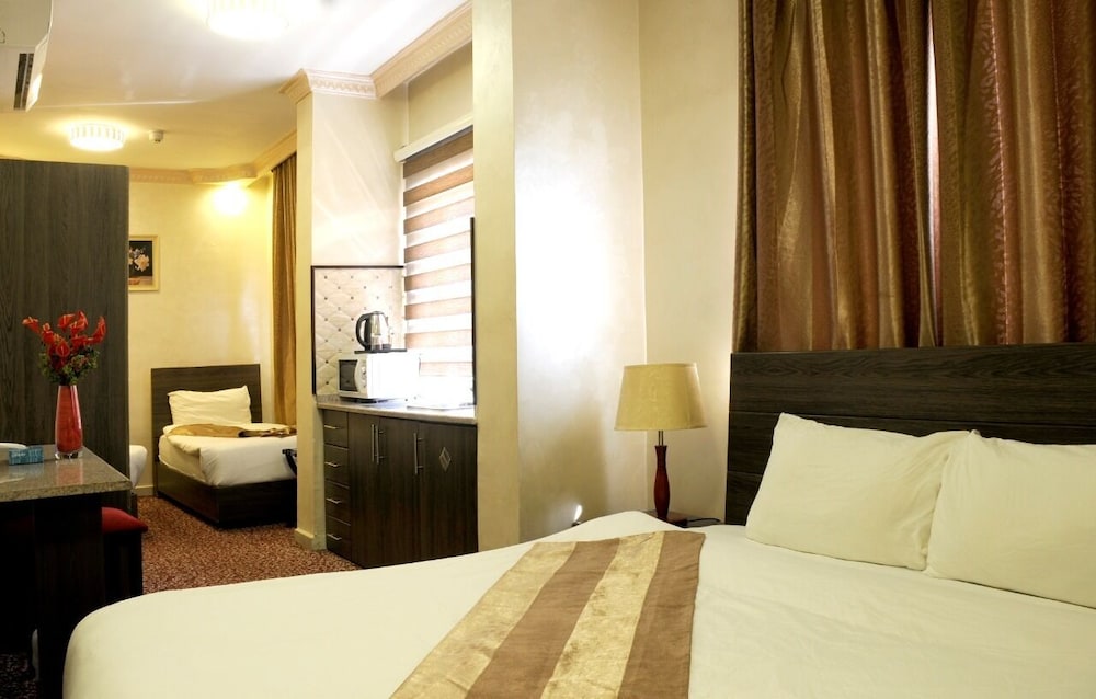 Olive Hotel