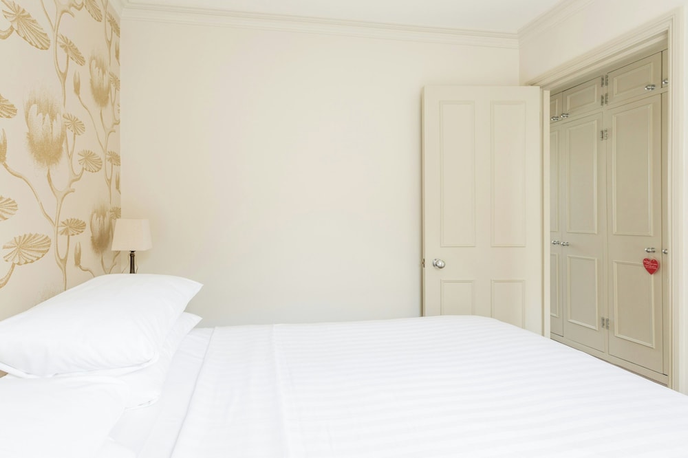 Kinnerton Street by Onefinestay