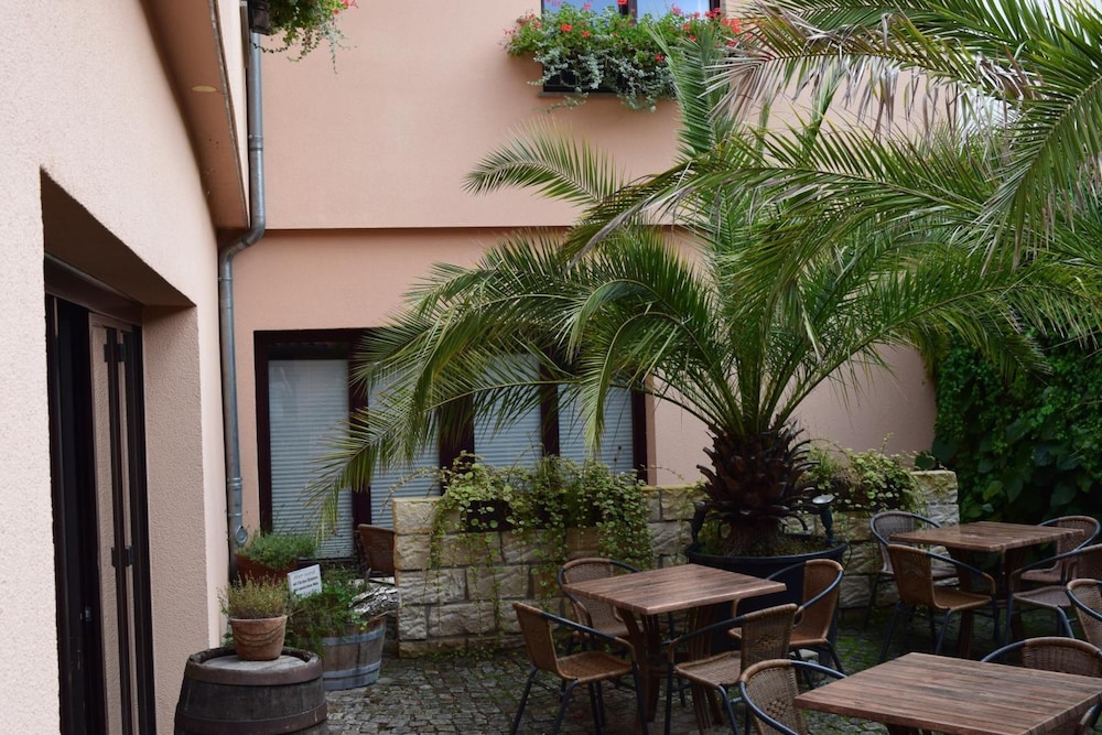 Hotel Arte Vida - Property Image 50