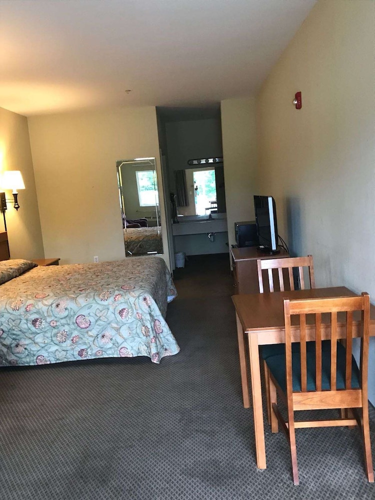 City Heart Inn  Suites - Property Image 21