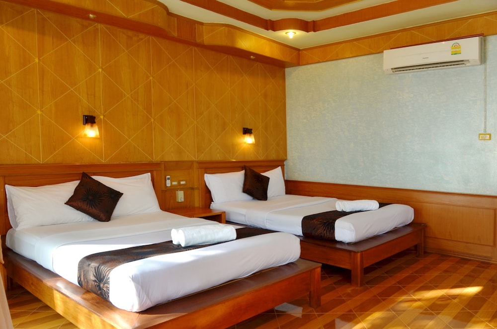 Lanta Miami Resort