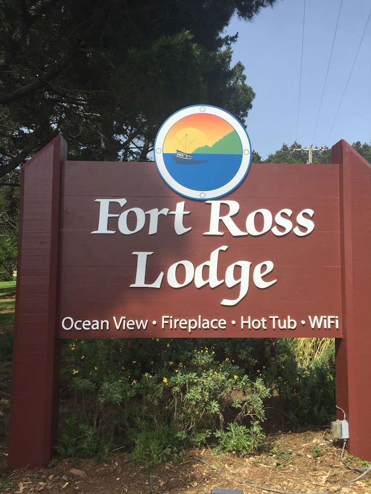 Fort Ross Lodge