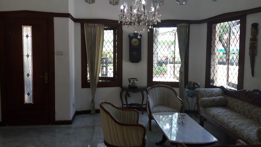 Lombok Ethnic Guest House