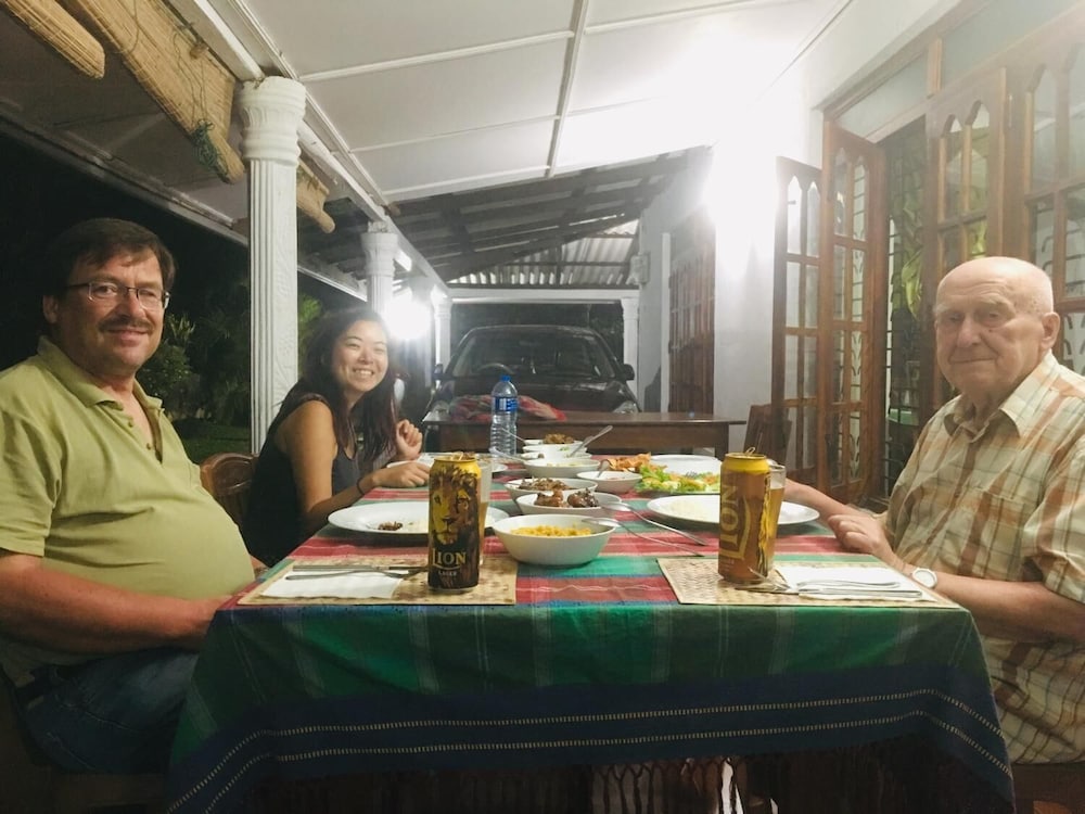 Lal HomeStay