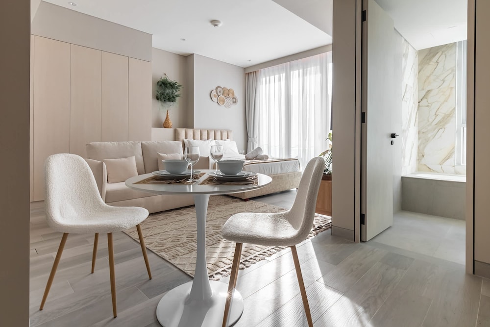 Luxurious Studio Condor Marina
