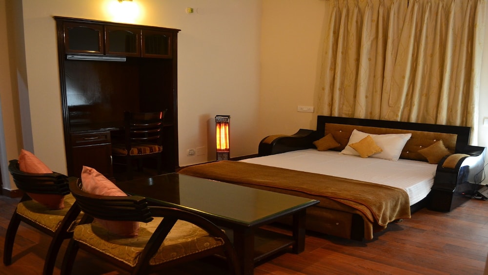 Hotel Majestic Oak Bush