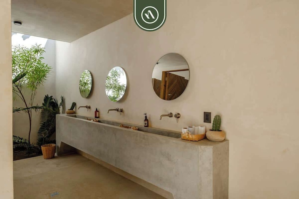 Stunning Two-bedroom Ocean View House - Mazul