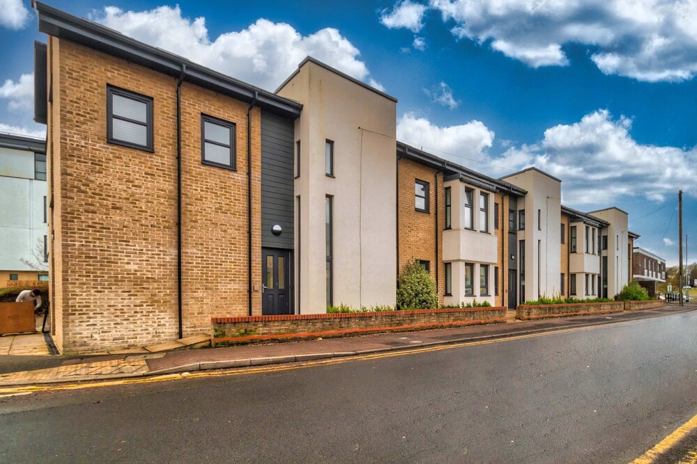 30 Monthly Discount St Mary s Apartment