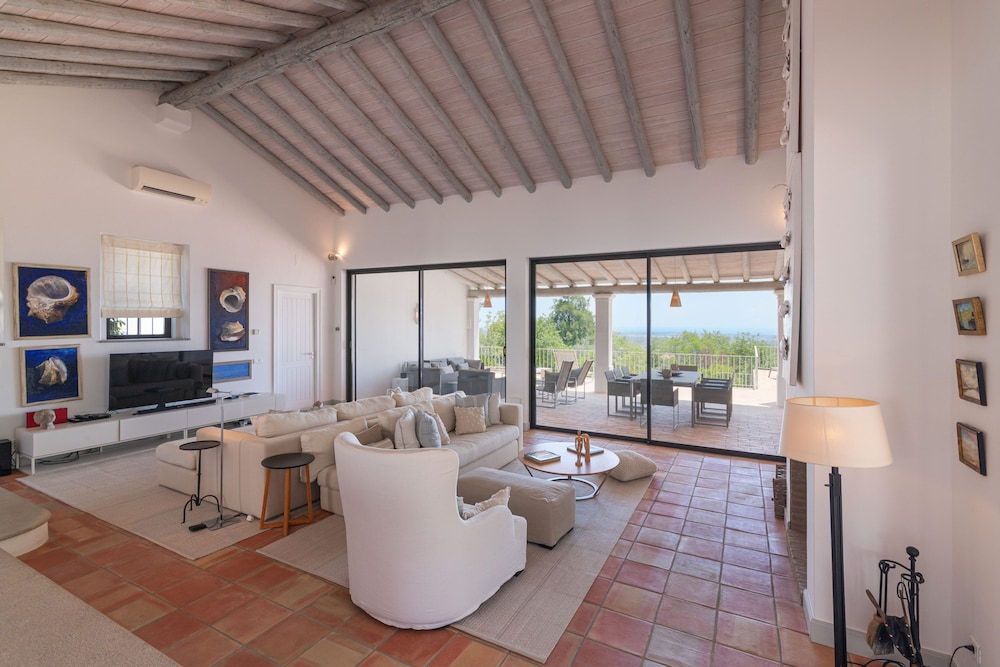Casa Velha Pool Ocean View