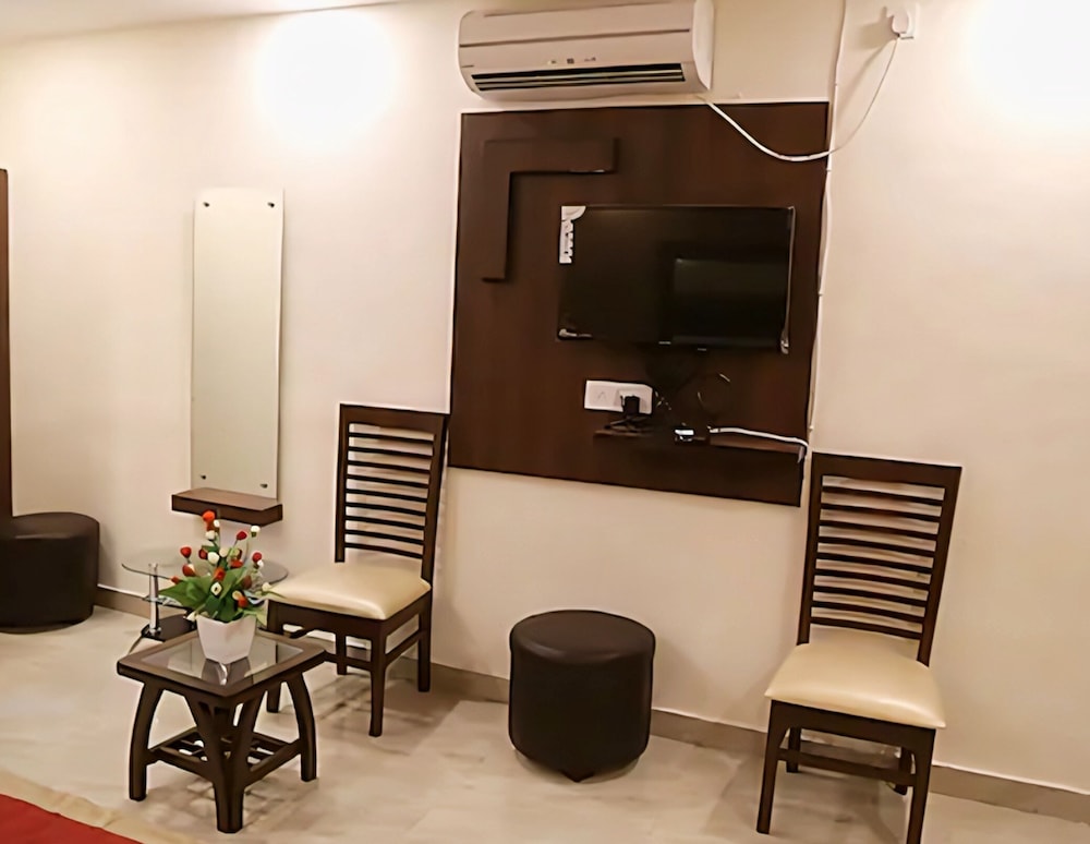 Hotel Mona Regency
