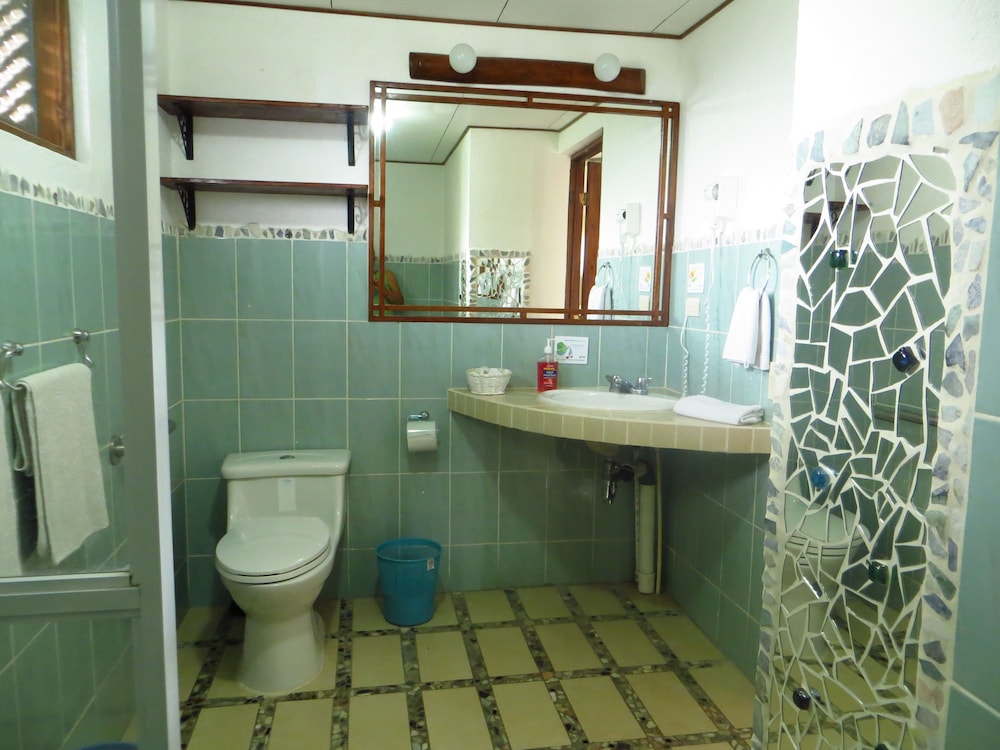 Guayabo Lodge