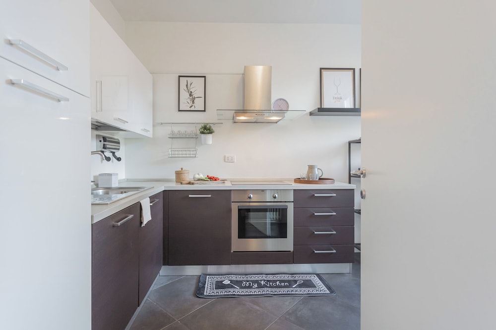 Chiara's Apartment by Rent all Como