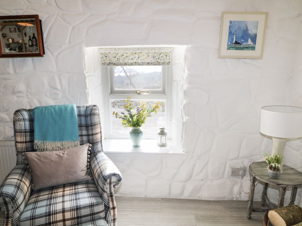 Mary Larkin's Cottage view 5