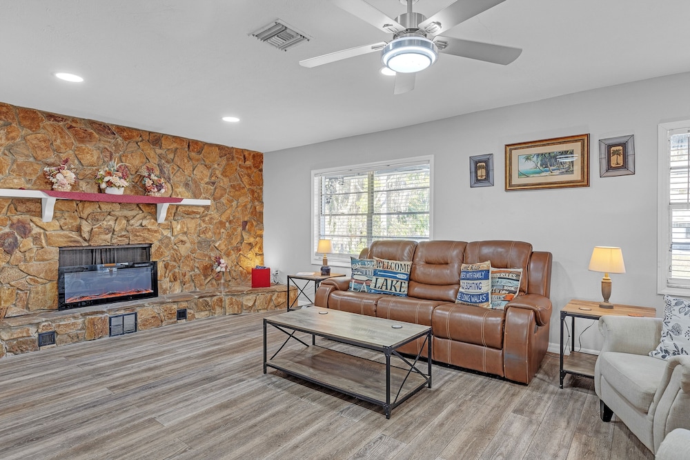 Waterfront Retreat W/ Canal Access 3 Bedroom Home