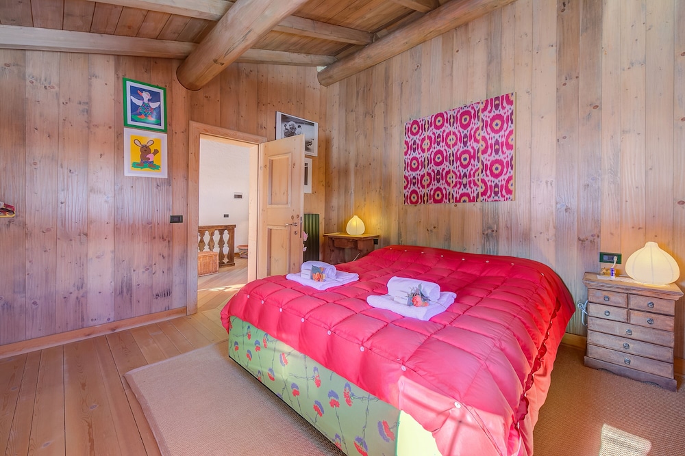 Chalet Lidia Ski in-Ski out 50m view 4