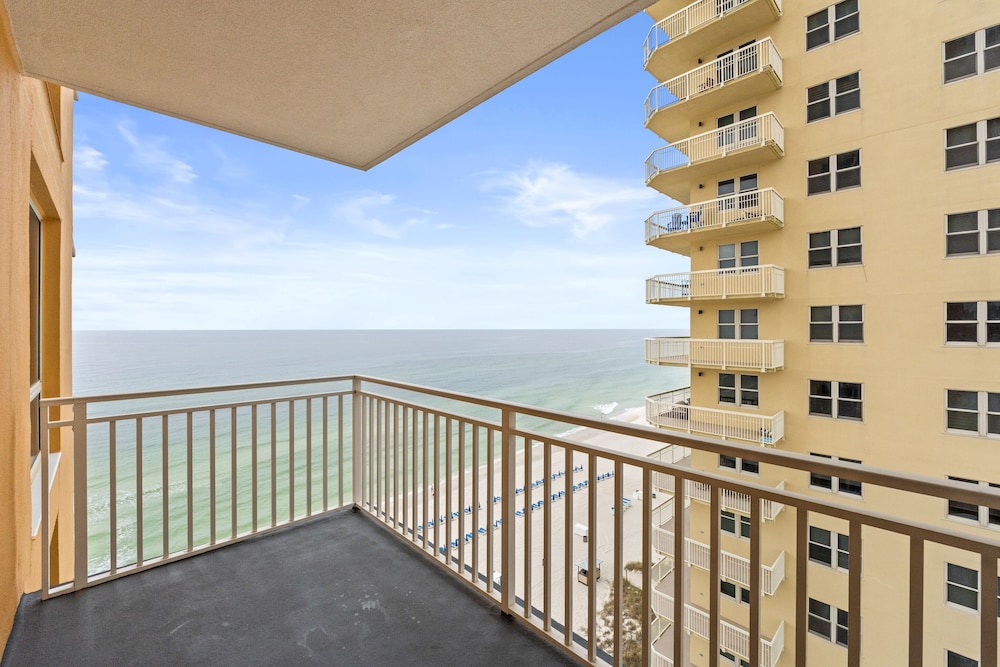 Splash Beach Resort by Panhandle Getaways