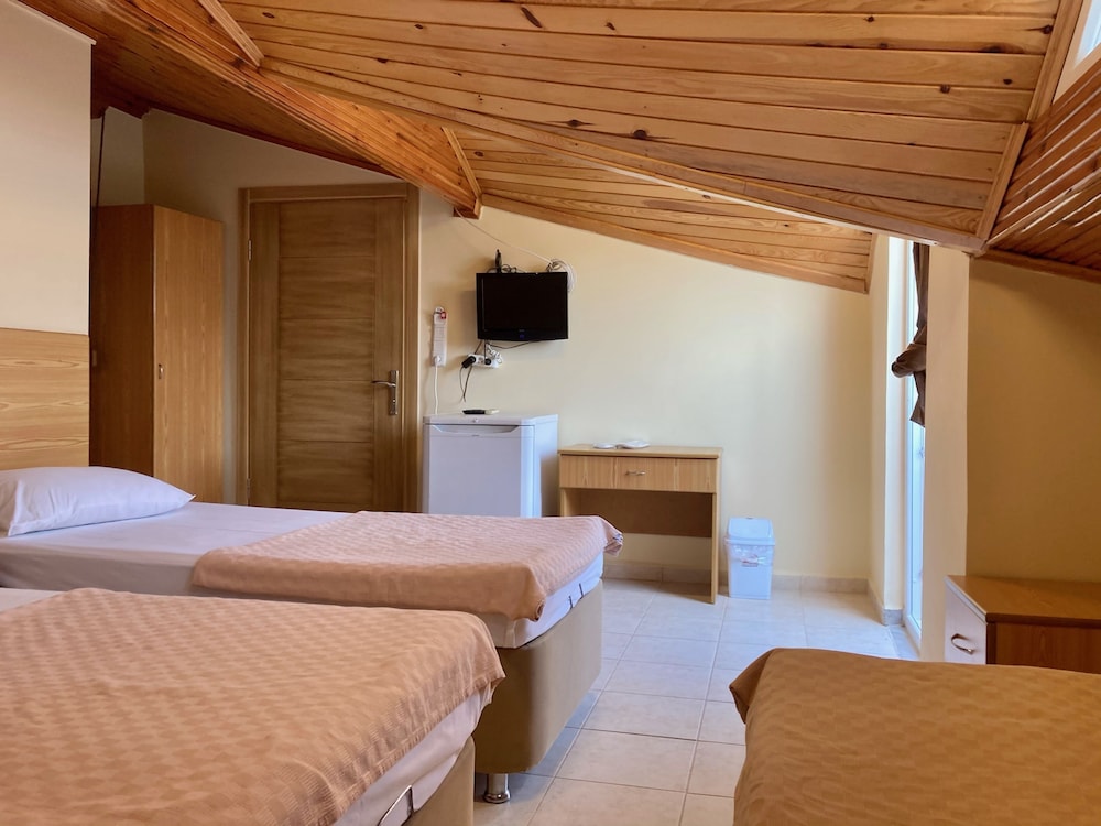 Ten Apart Hotel - Image 22