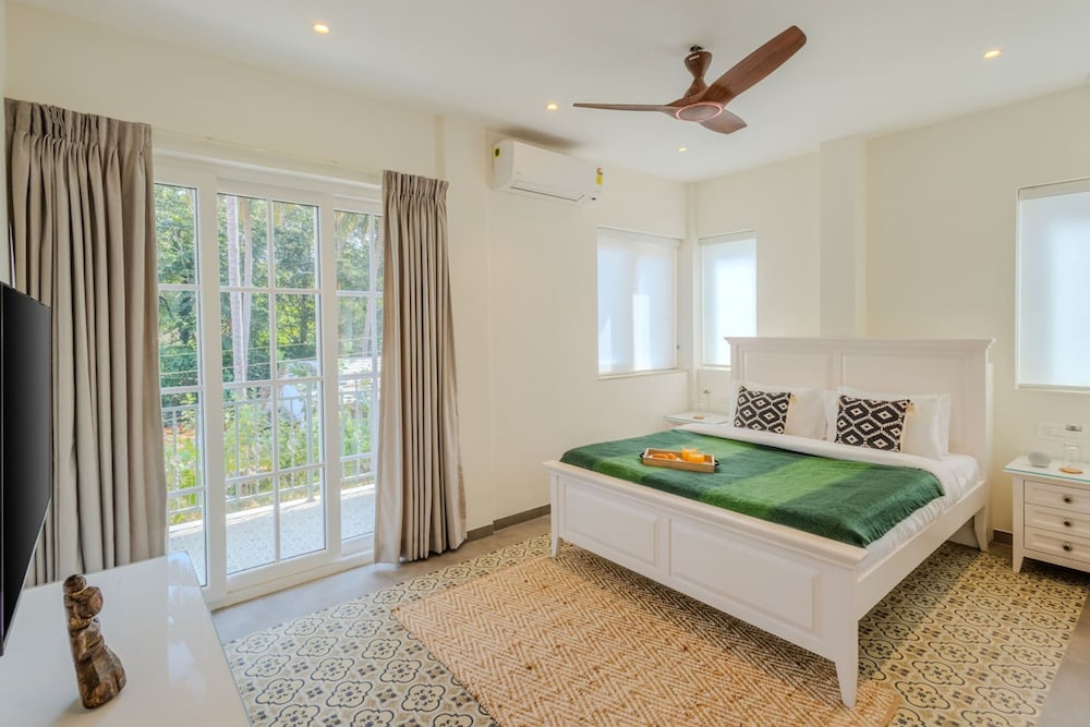 Casa Shikha - 5BR Villa w Private Pool North Goa