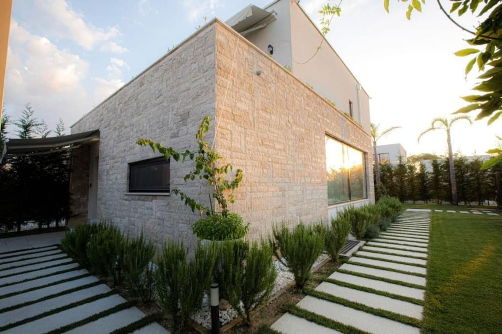 Sanpietro Vacation Villa 001
