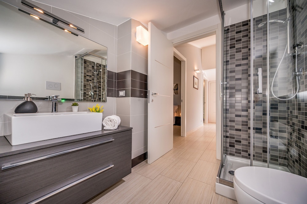 Villa Jacqueline con Piscina Privata 8 Posti Letto