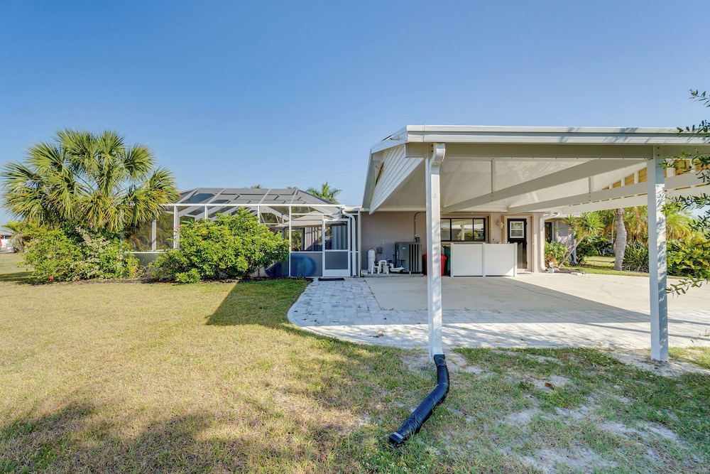 Port Charlotte Home w/ Lanai & Saltwater Pool!