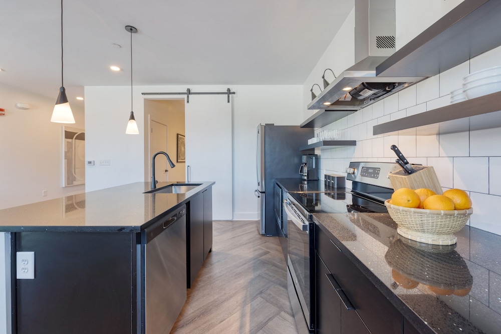 The Carter 502 by Avantstay Mins to Downtown