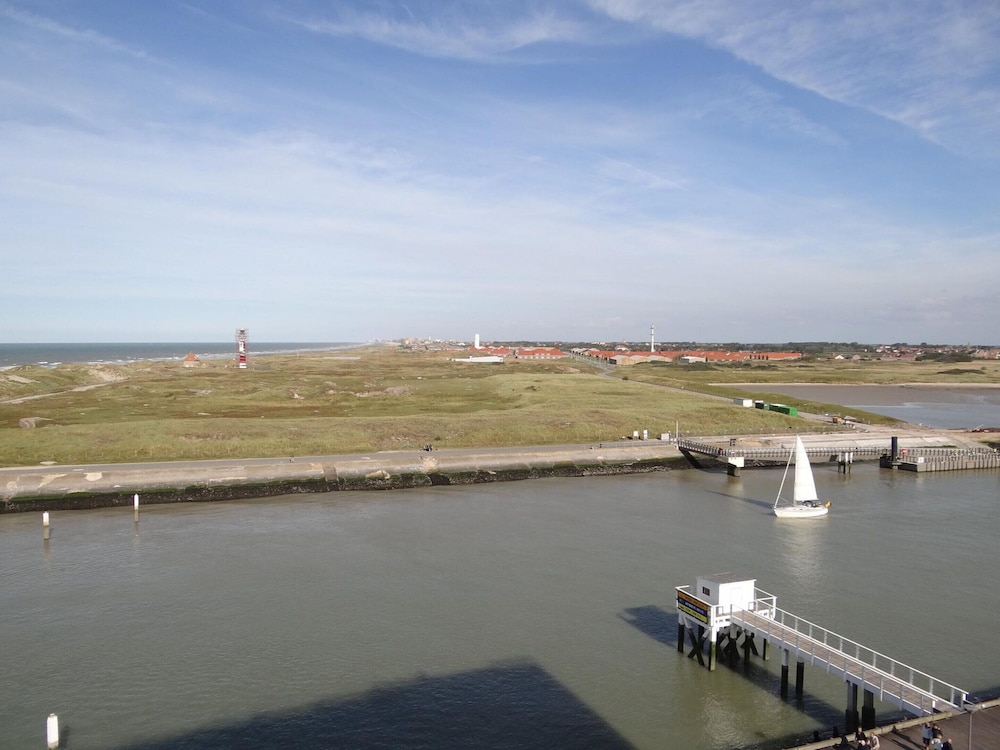 Studio in Nieuwpoort With Stunning Sea Views