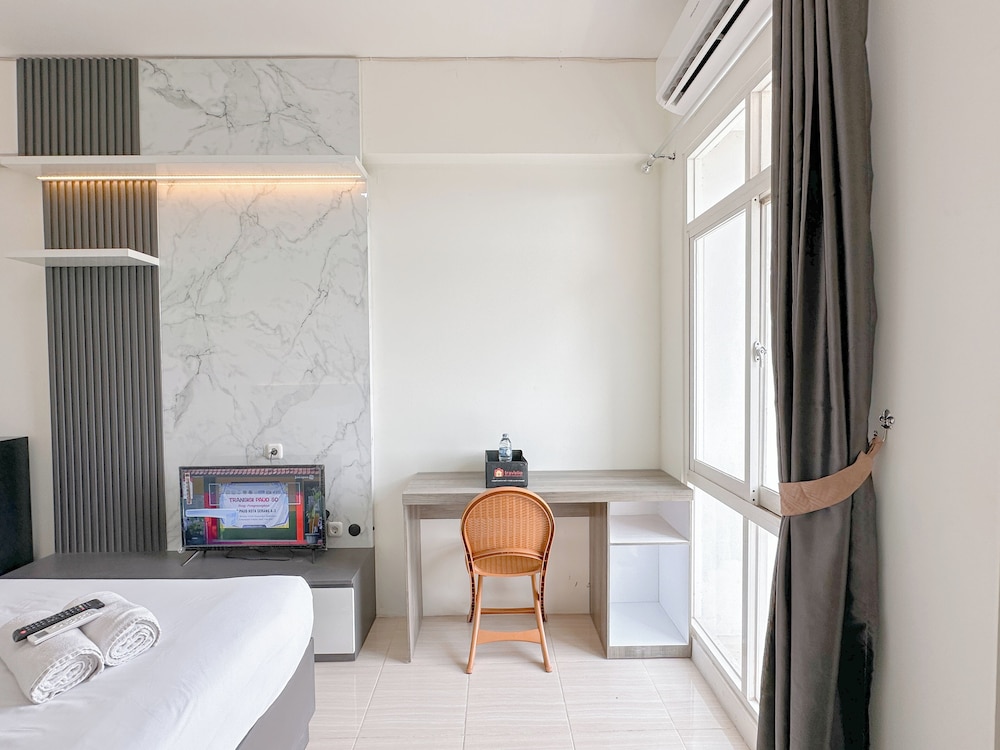Comfortable Living And Nicest Studio At Bale Hinggil Apartment