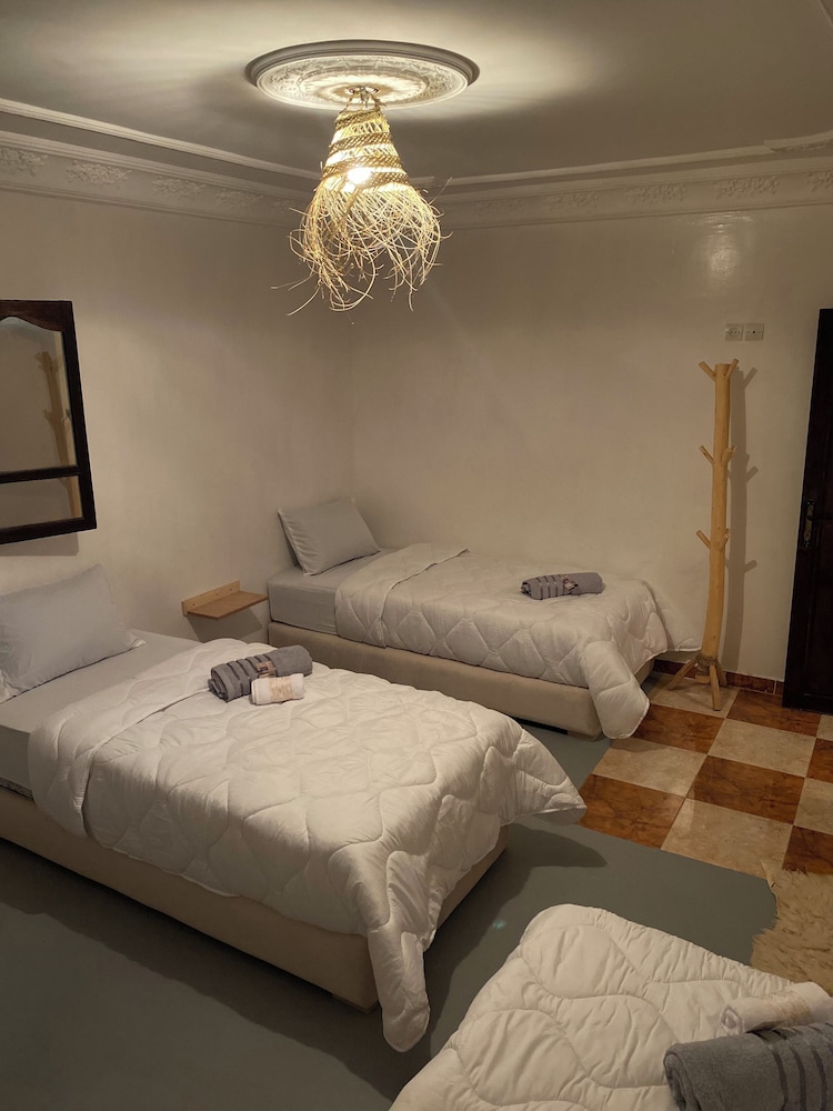 TITRYTE SURF HOUSE
