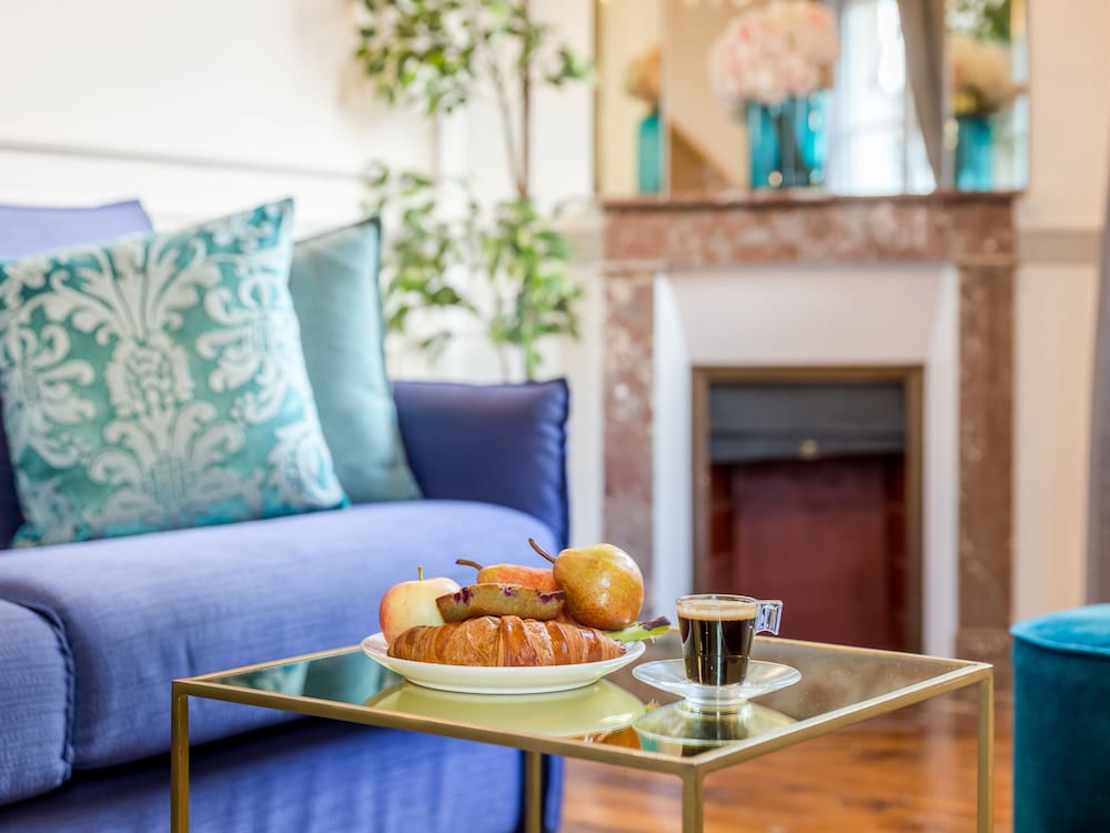 Merveil Luxury Suites - Royale - Saint Honore view