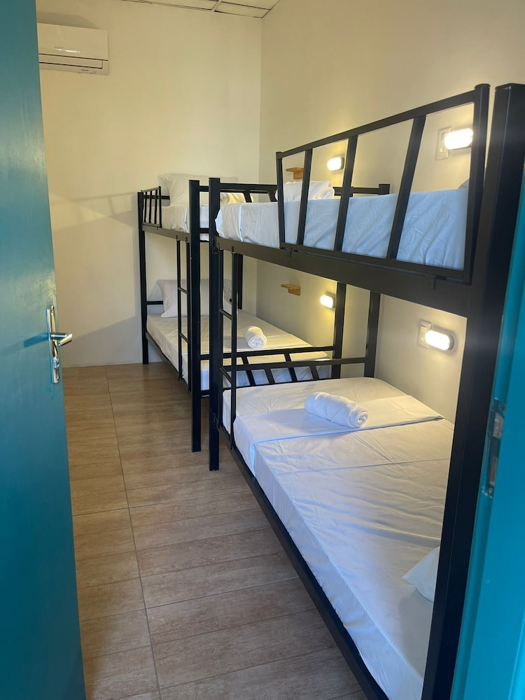 Grand' Hostel