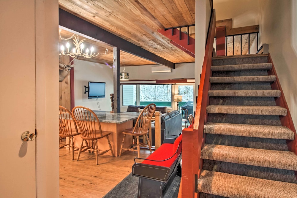 Ludlow Vacations - Ludlow Vacation Rental - Steps to Ski Lift! - Property Image 8