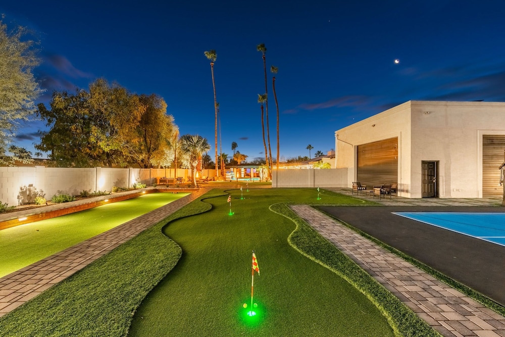Scottsdale Palms Pickle-putt-swim-bocce Bbq-gym
