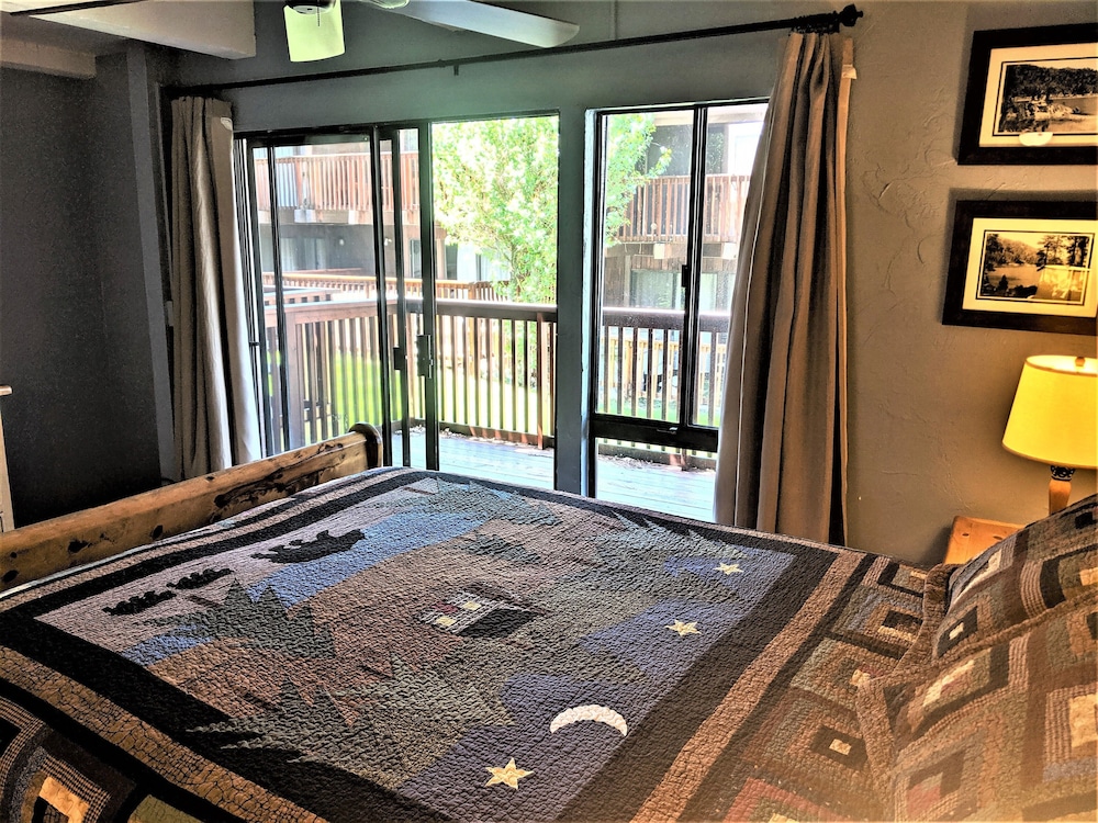 Snow Summit Townhouse Rentals & Sales