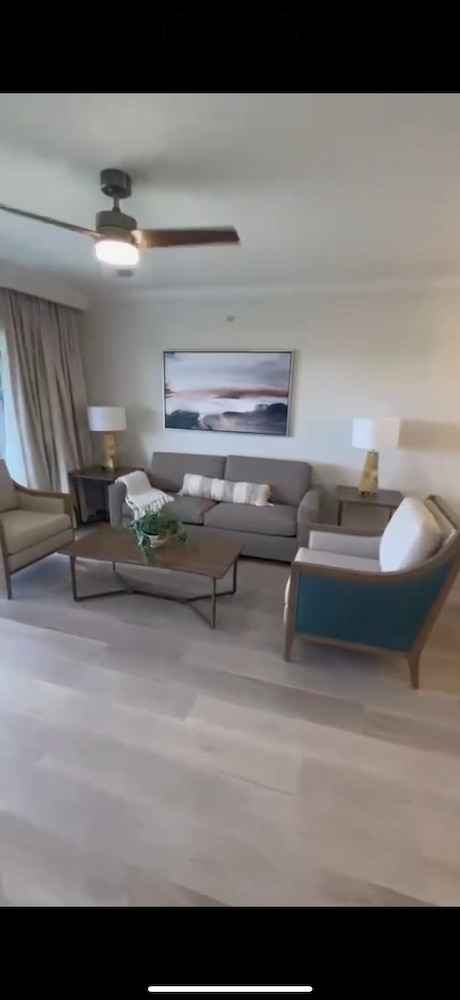 Tuttle Orlando Villa