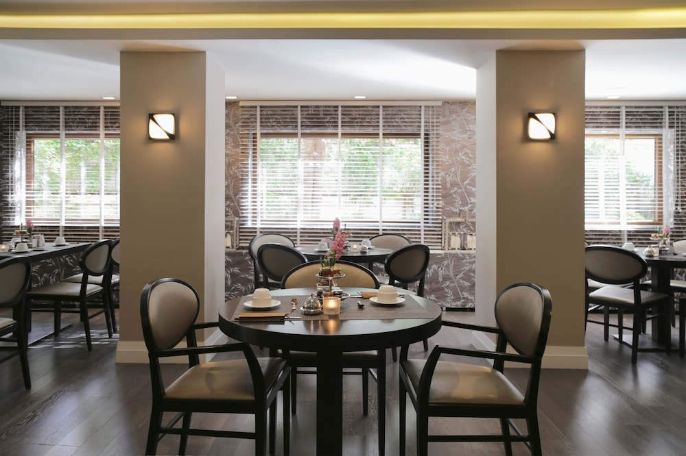 Kifisia Vacations - The Y Hotel - Property Image 7