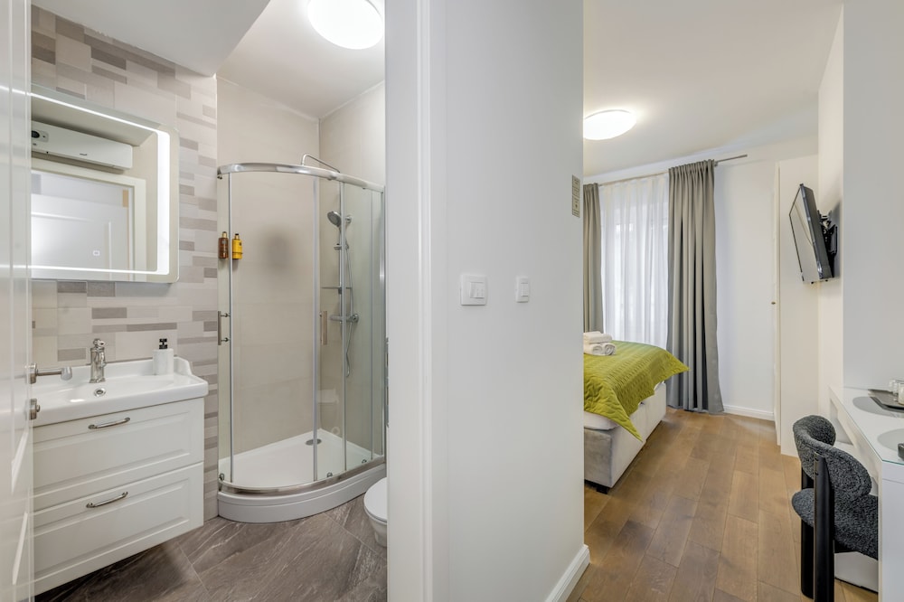 Finn Luxury Rooms