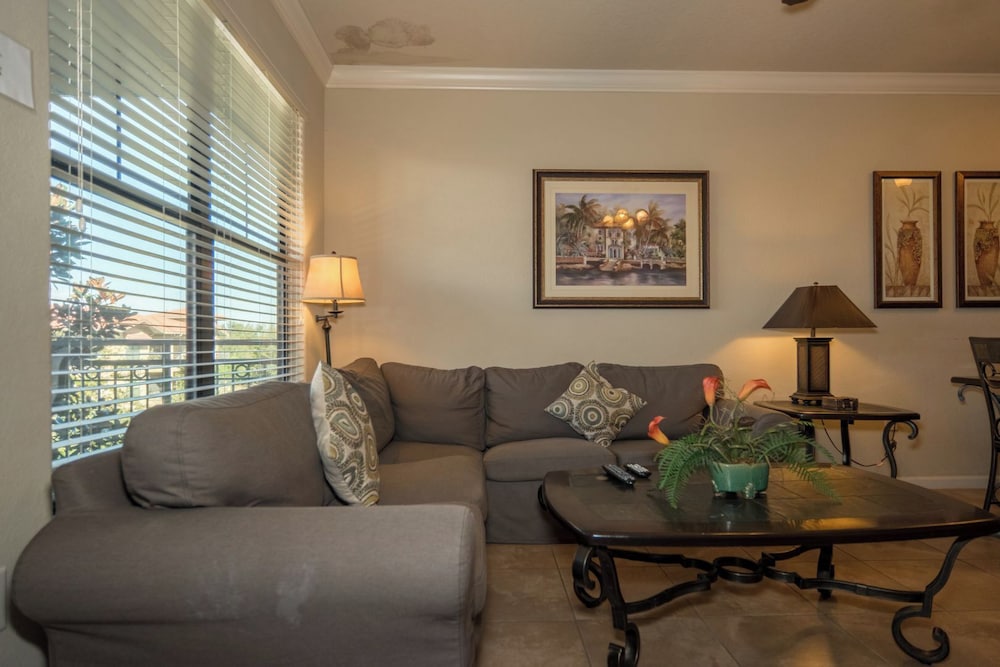BP835CP 4 Bedroom Condo in Bella Piazza 4 Condo