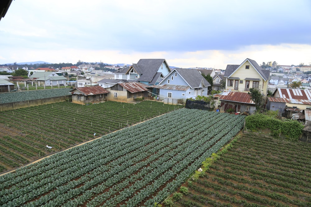 Hoai Huong Homestay