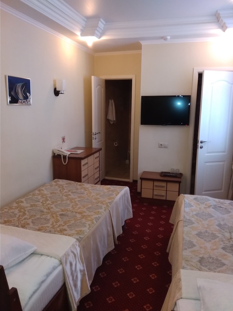 Duna Hotel