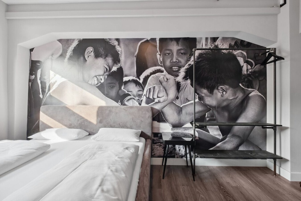 The Room 44