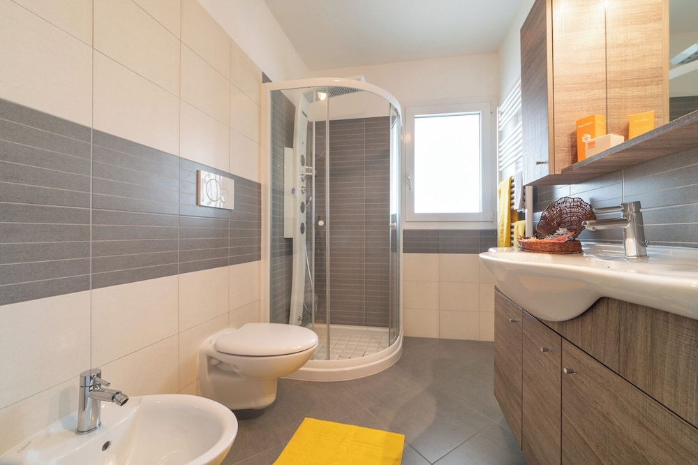 Super Villaggio Planetarium Resort one Bedroom Apartment Sleeps 4 Persons