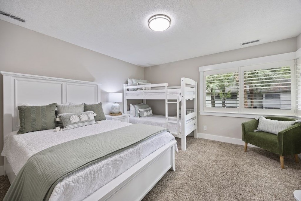 Harbour Master - Monthly Rates Through 2/28/26! 3 Bedroom Villa