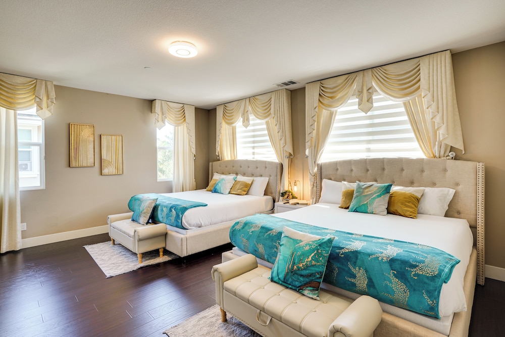 3 Mi to Disneyland: Home w/ Hot Tub + Game Room
