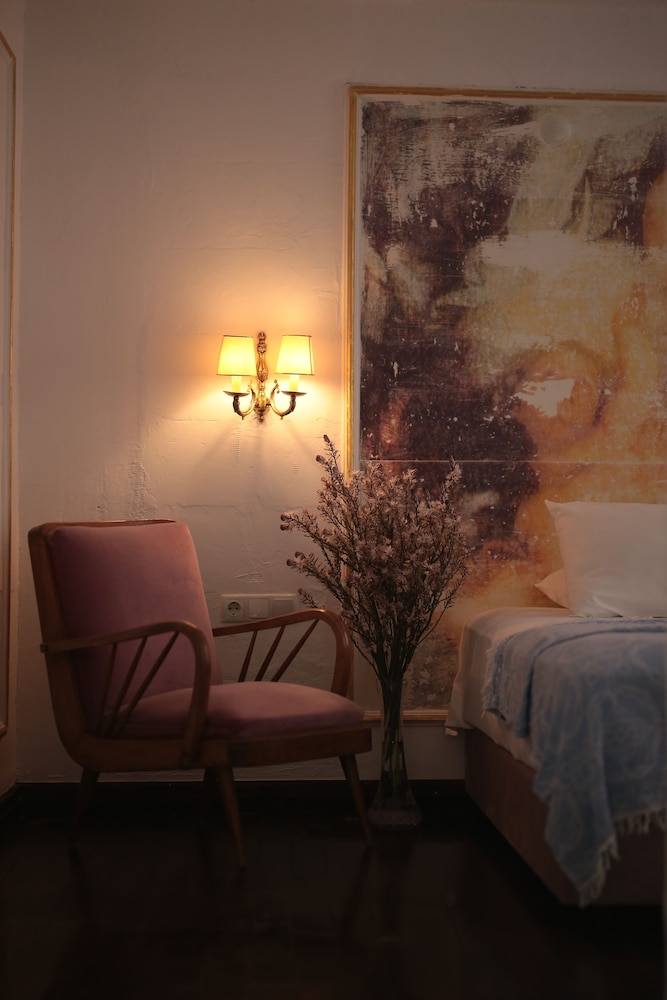 Moshinos Otel - Image 19