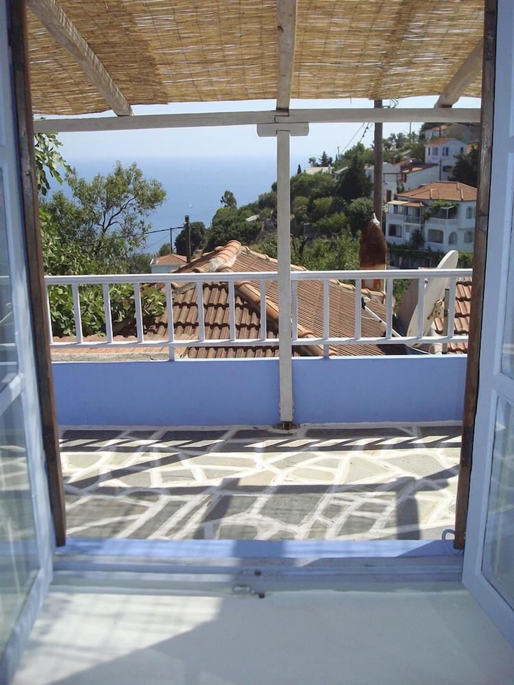 Asteri Apartments