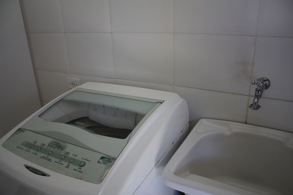 Bz10 Casa 4 suítes em condomínio clube