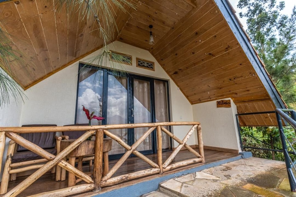 My Hill Eco-Lodge