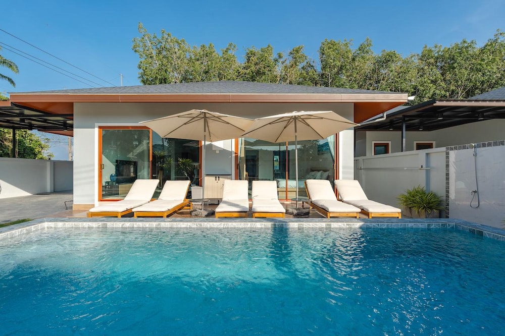 Pakbia Private Pool Villa In Ao Nang Krabi